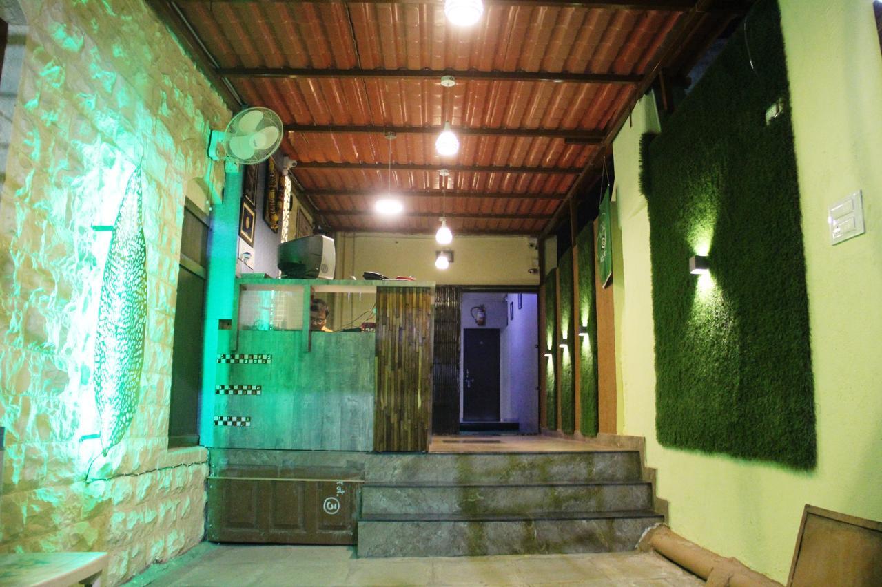 Yuvraj Lodge Osmanabad Екстериор снимка